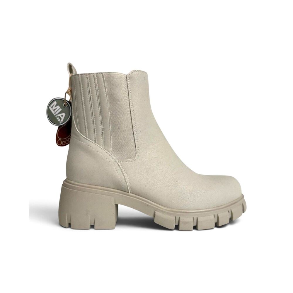 MIA Rigo - Off White Chelsea Bootie Boot, NEW! Size 9